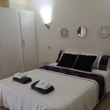 Confort Canarias * Адехе